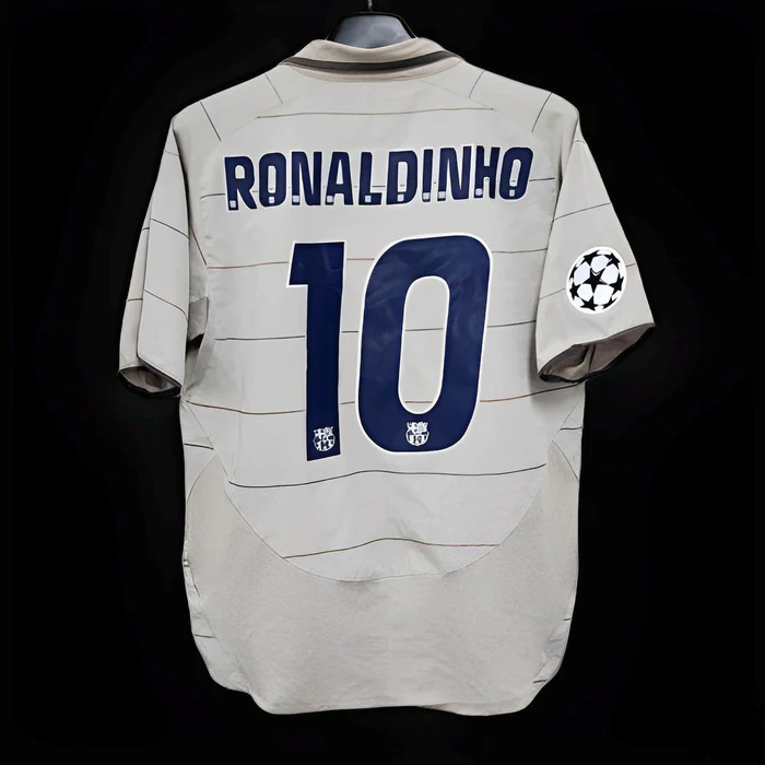 2003-04 Barcelona away Retro