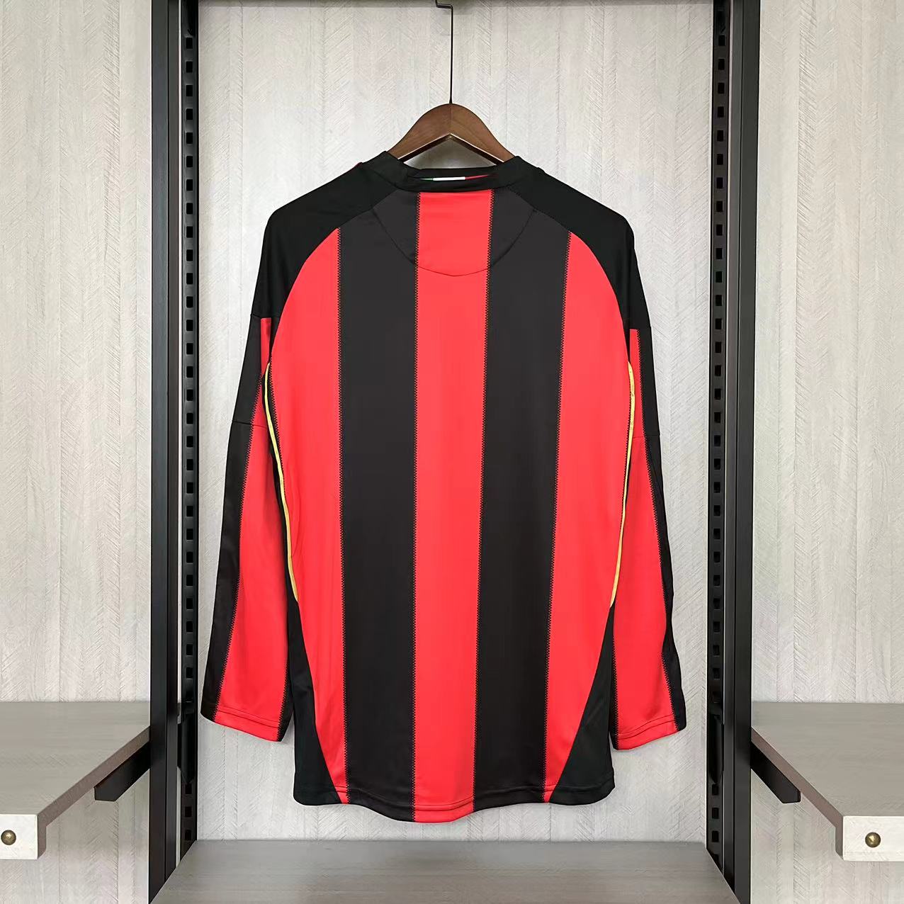 2010-11 AC Milan home long sleeve