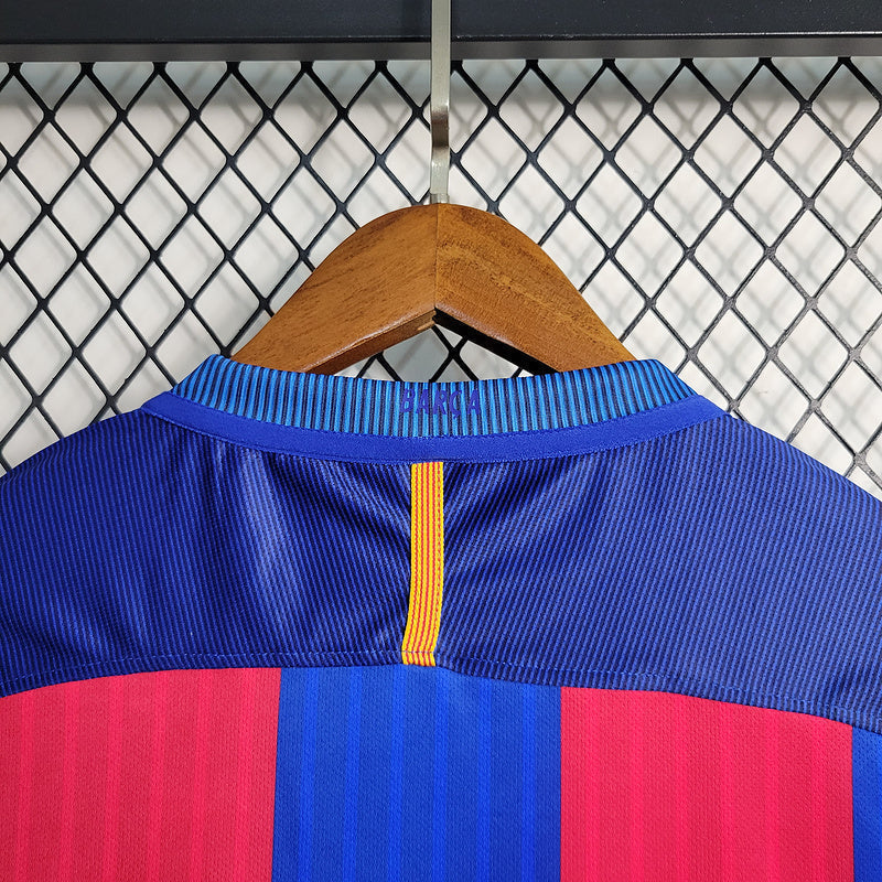 2016-17 Barcelona Home Retro