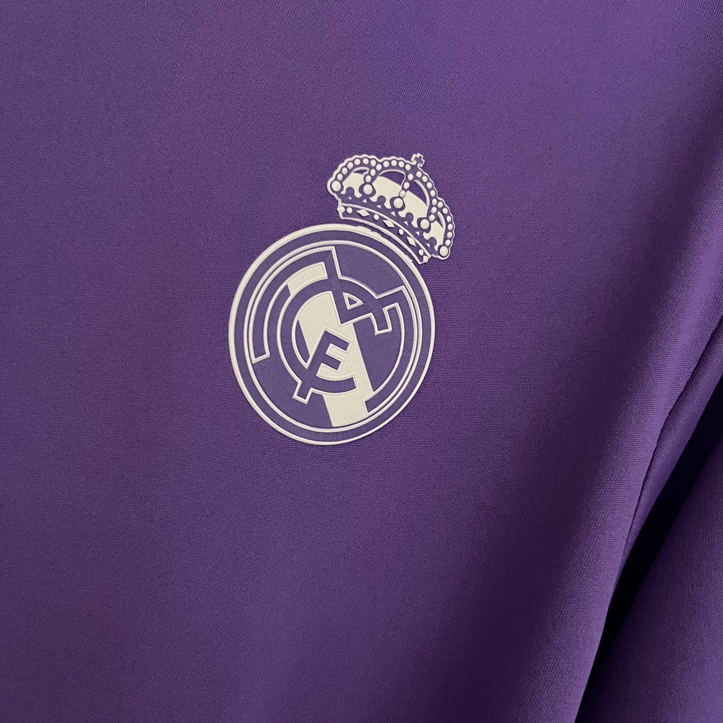 2016-17 Real Madrid away Retro