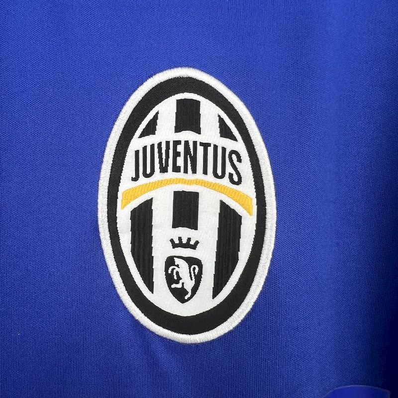 2004-05 Juventus Retro