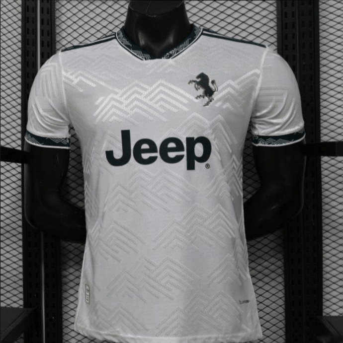 Juventus Player Version 26/27 White and Dark Green Jersey