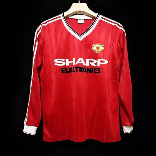 1982-23 Manchester United Home long sleeved