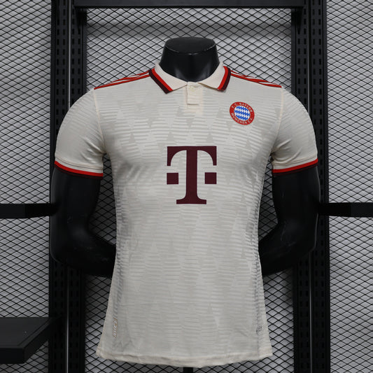 2024-25 Bayern Munich Third Away Player