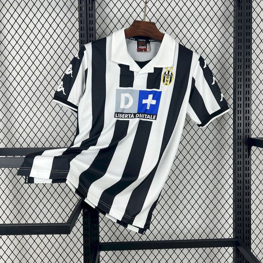 1999-00 Juventus Retro