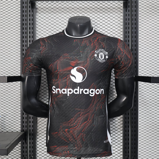 2025-26 Manchester United Black Player Size