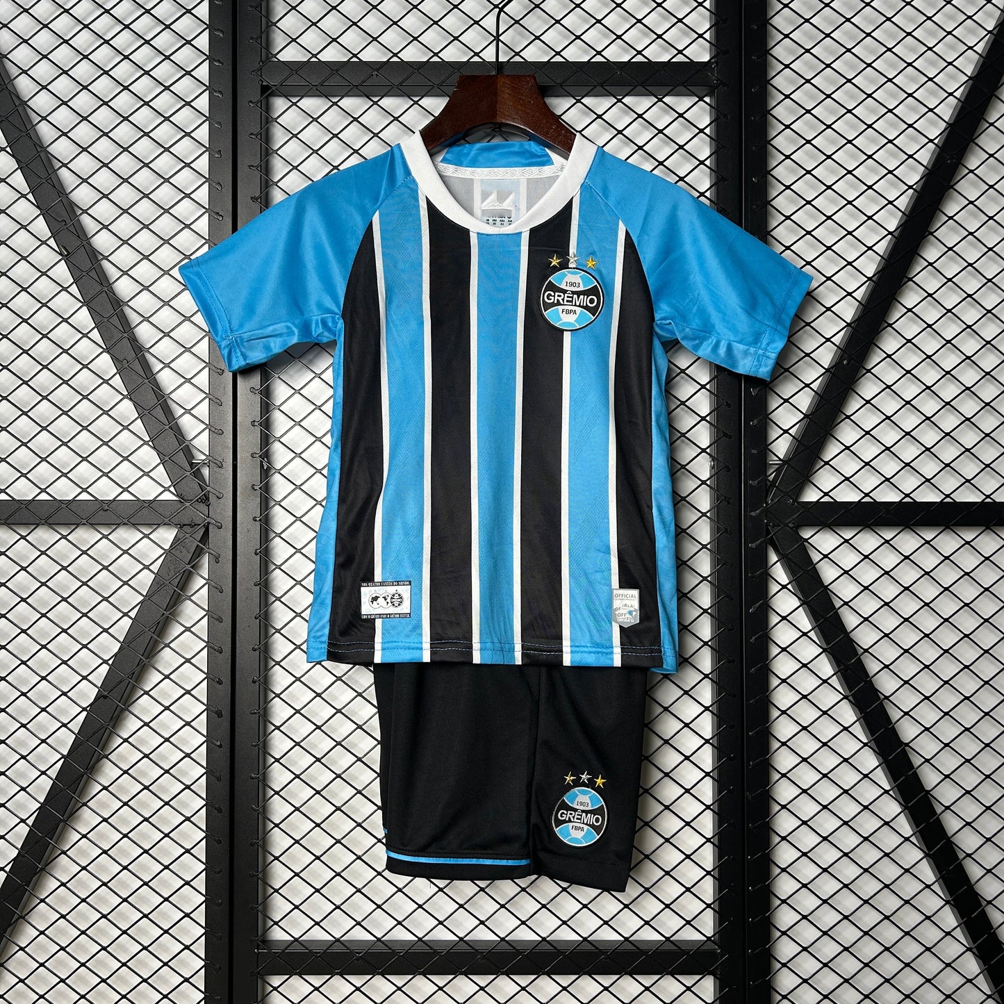 2025-26 Gremio home kids 16-28