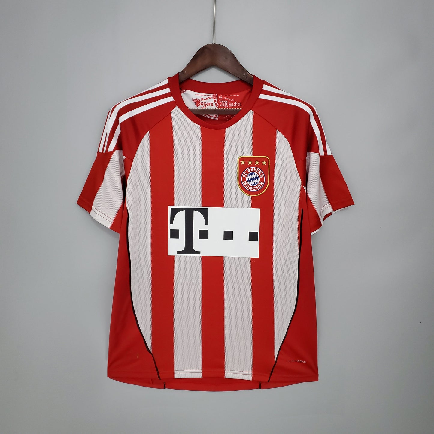 2010-11 Bayern Munich Home Retro