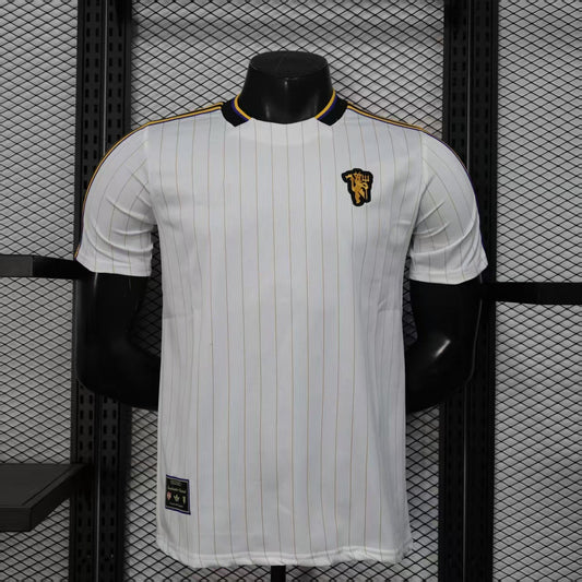 2025-26 Manchester United Casual style White Player