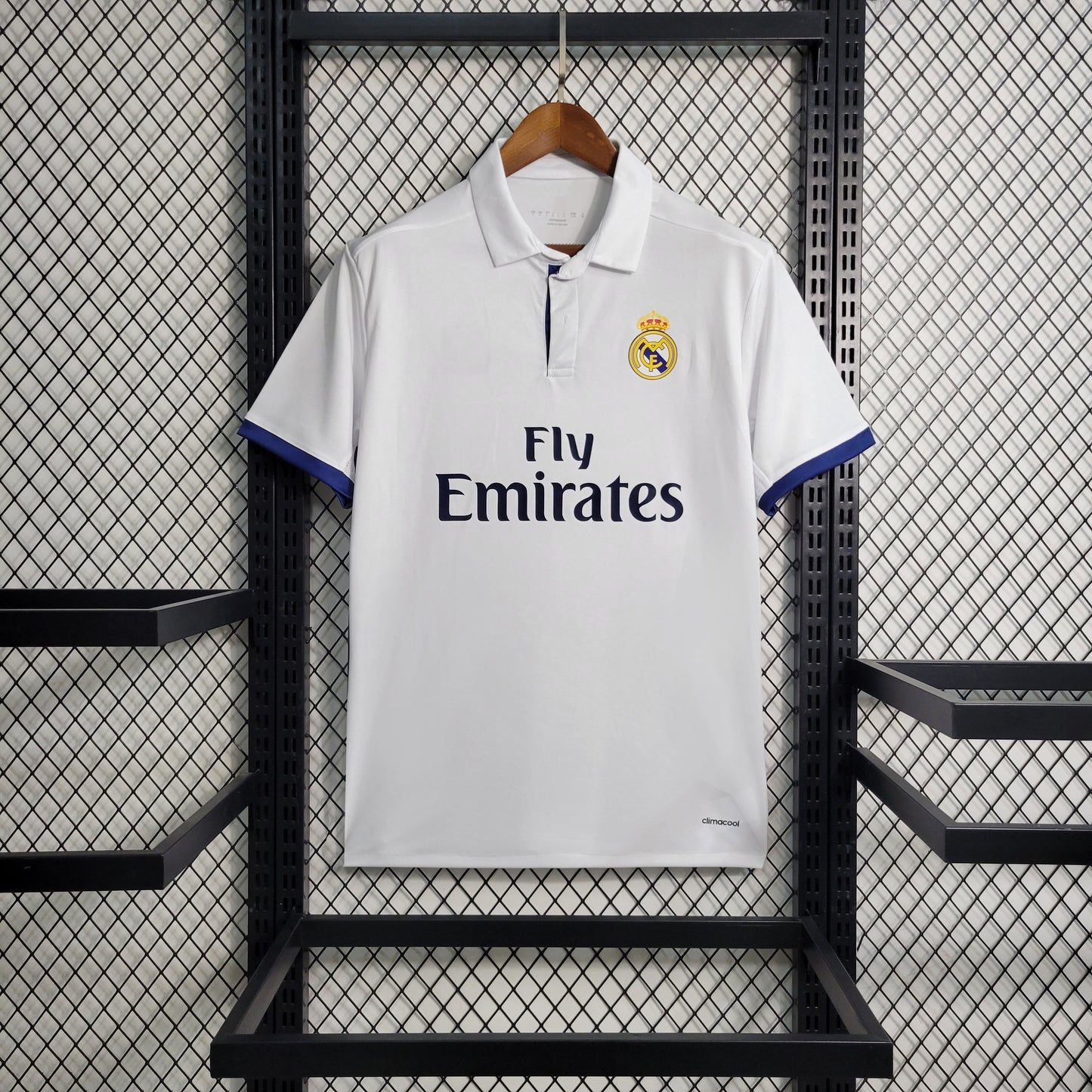 2016-17 Real Madrid Main Retro