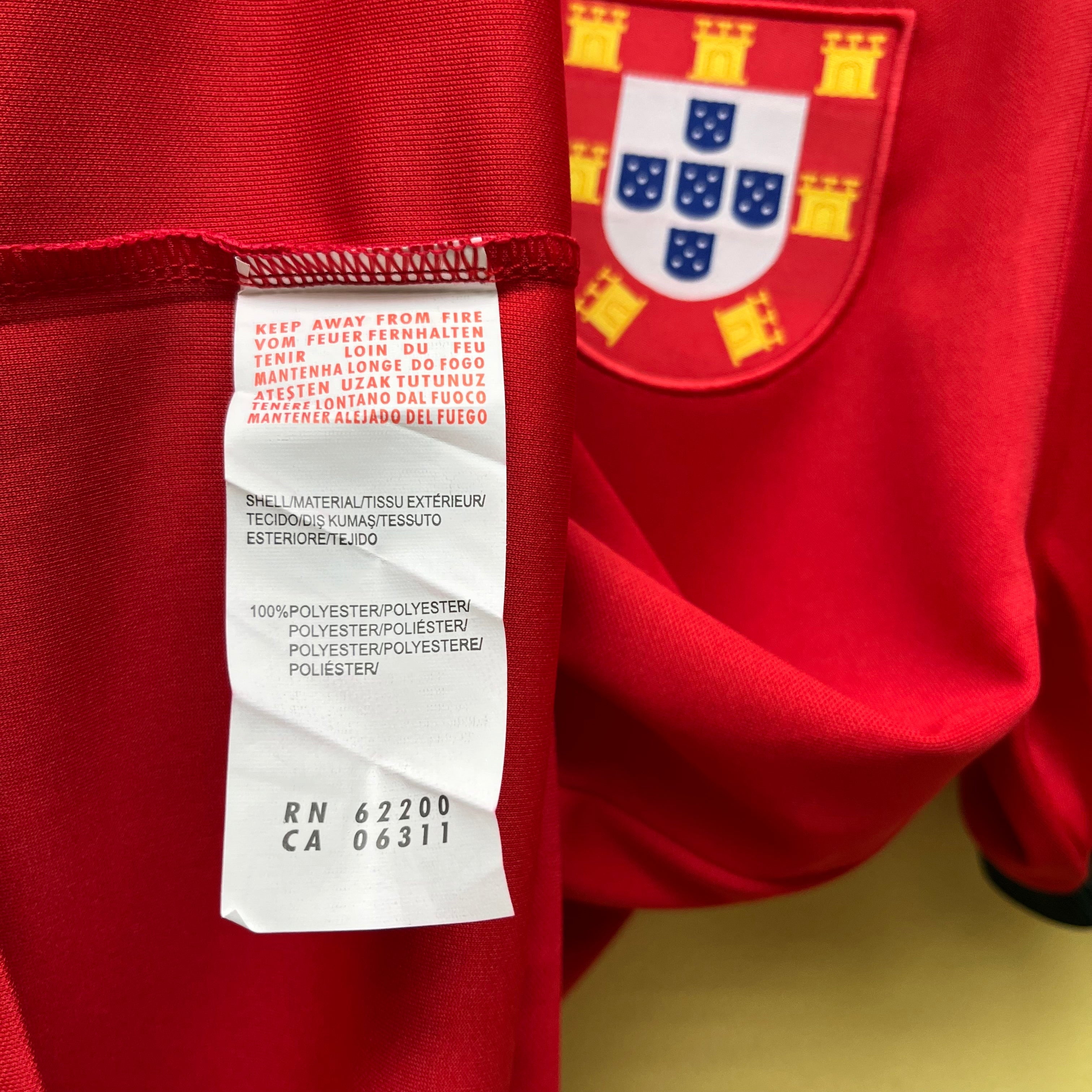 1966-69 Portugal Home Retro