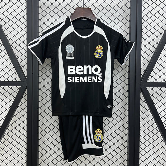 2006-07 Real Madrid Away Retro KIDS 16-28