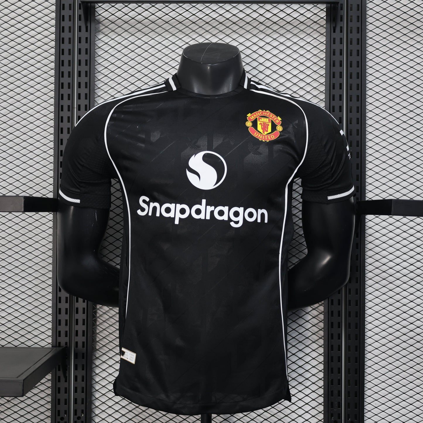 2025-26 Manchester United Special Black Player Size