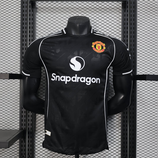 2025-26 Manchester United Special Black Player Size