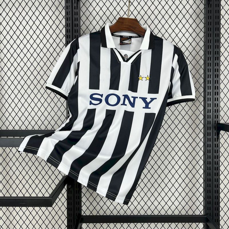1996-97 Juventus Retro