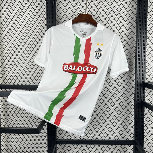 2010-11 Juventus Retro