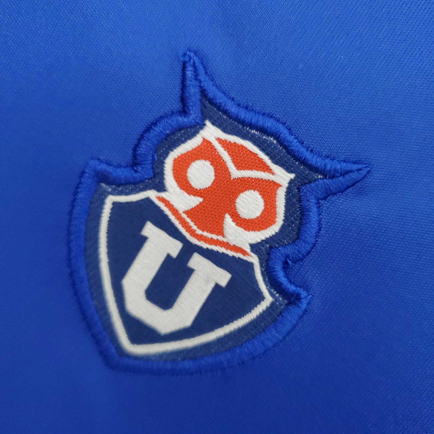 2011 Universidad de Chile home Retro
