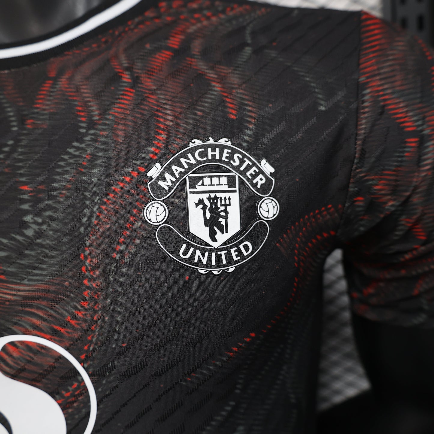 2025-26 Manchester United Black Player Size
