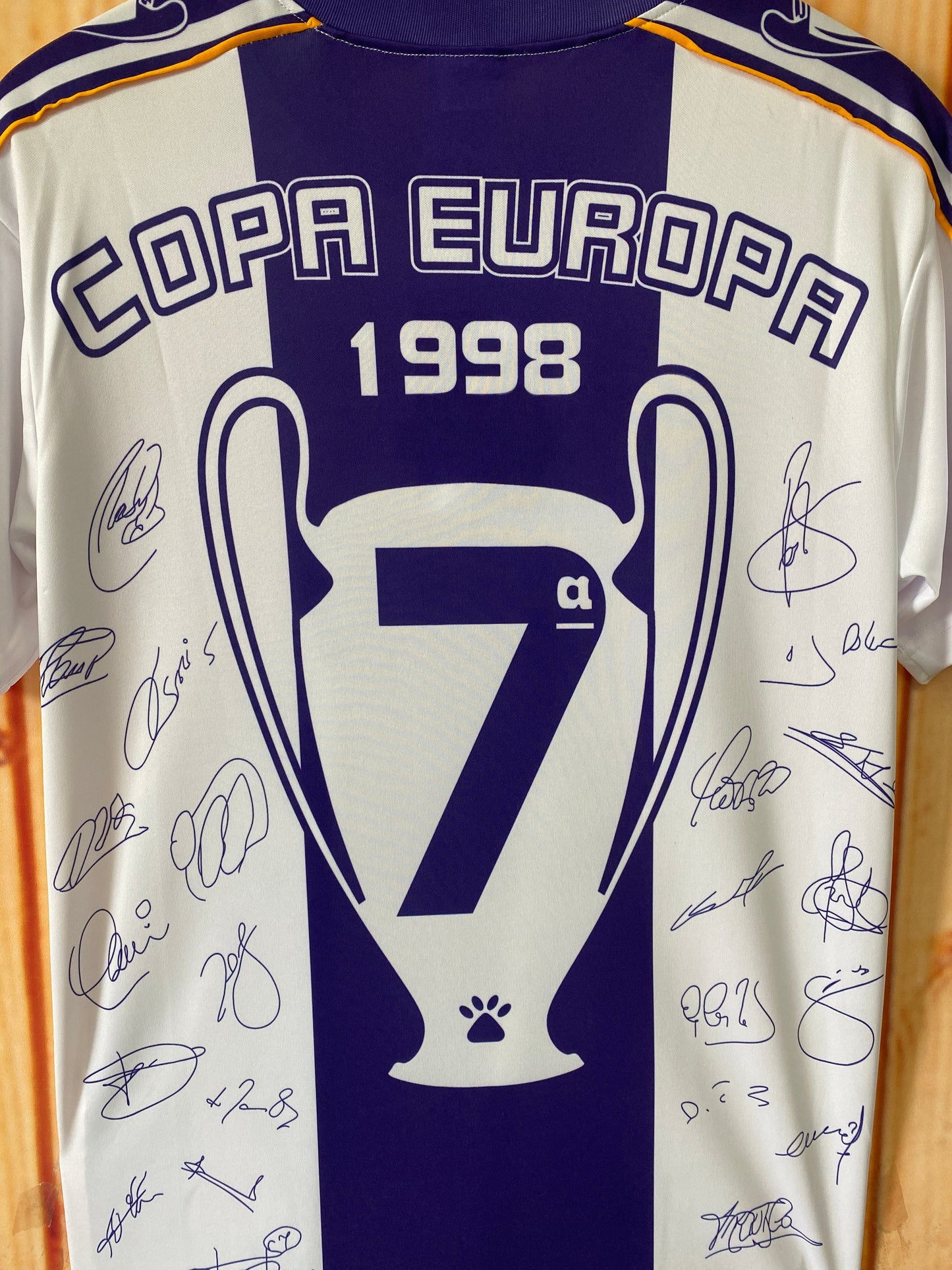 1997-98 Real Madrid Champions League 7-time Champion Commemorative Retro