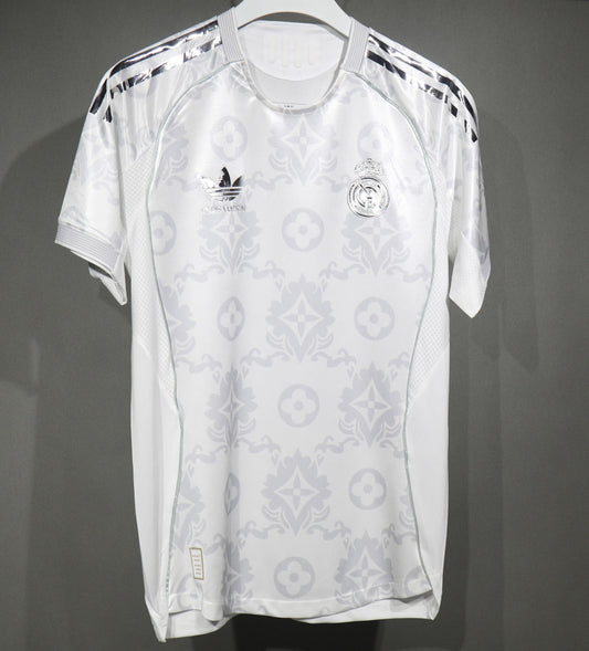 2025-26 Real Madrid LV Galaxy Light Special Player