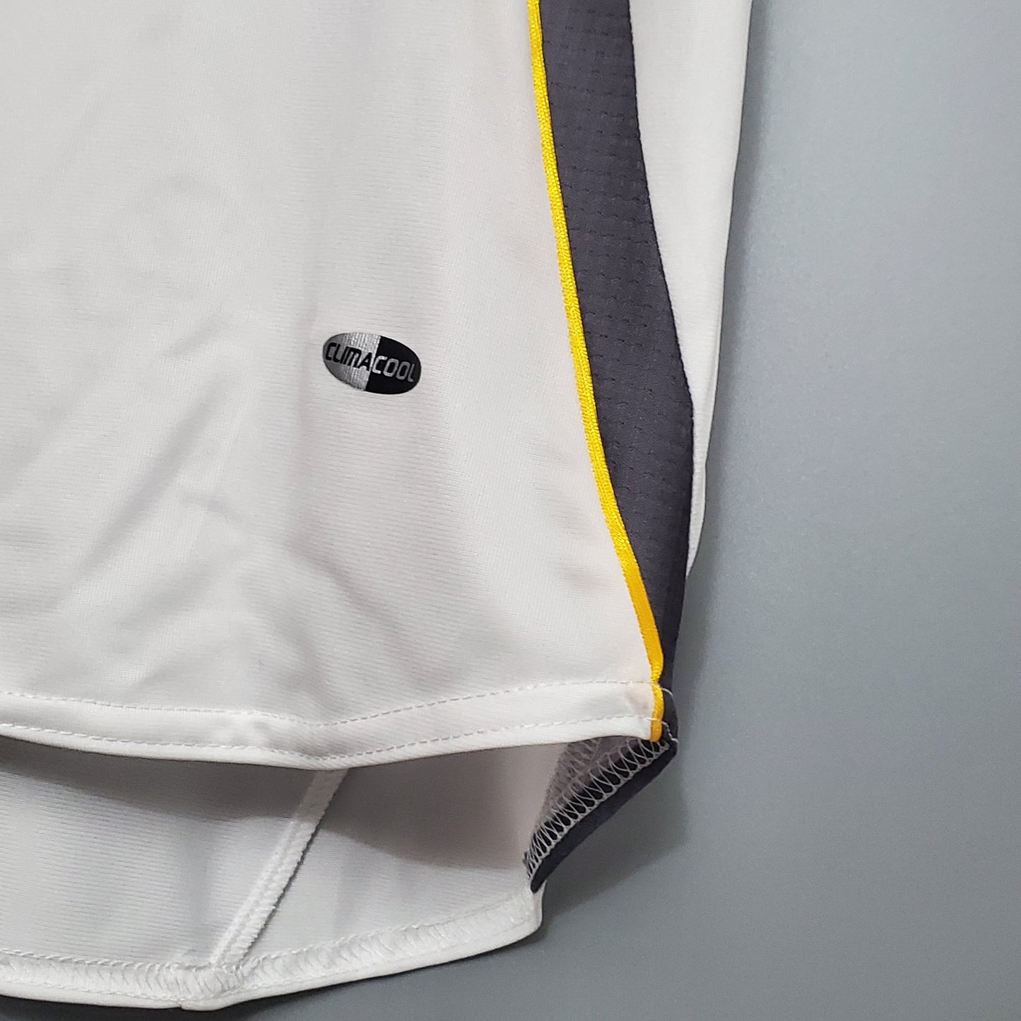 2006 Japan away Retro