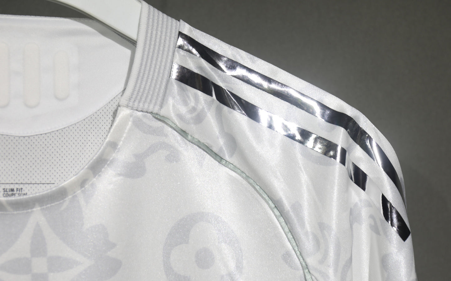 2025-26 Real Madrid LV Galaxy Light Special Player