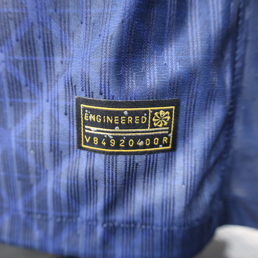 2025-26 Paris Home Player