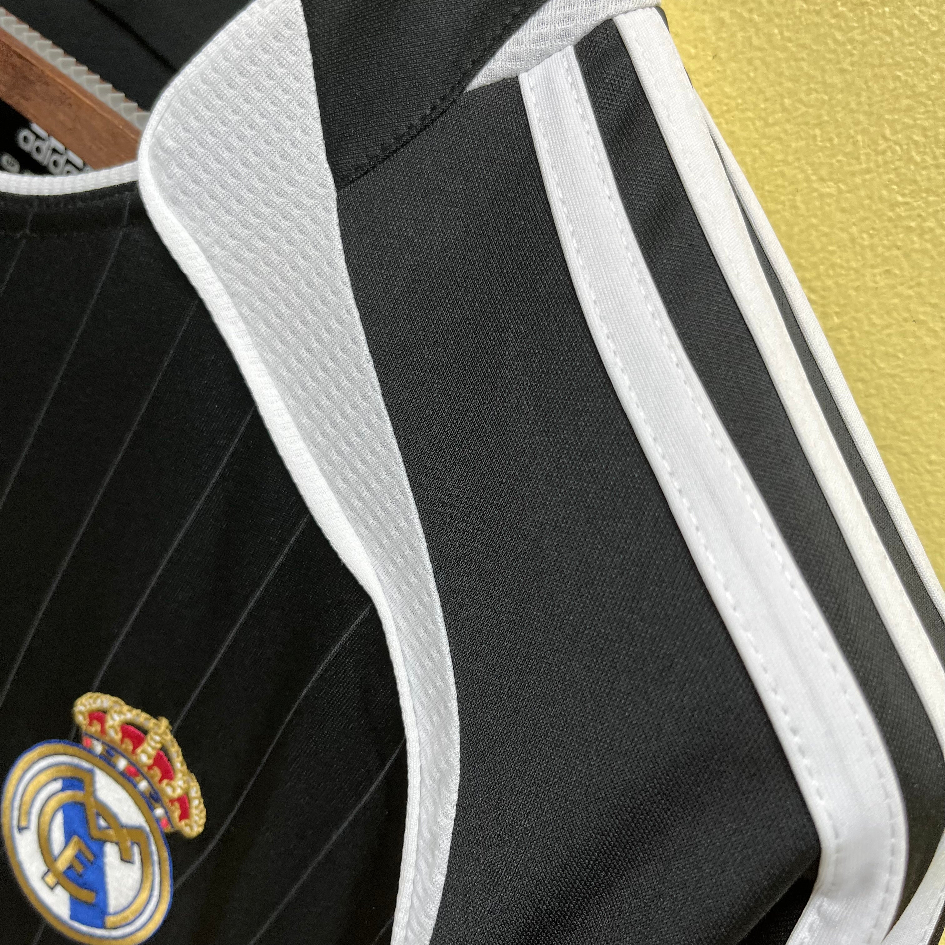 2006-07 Real Madrid Second Away Retro