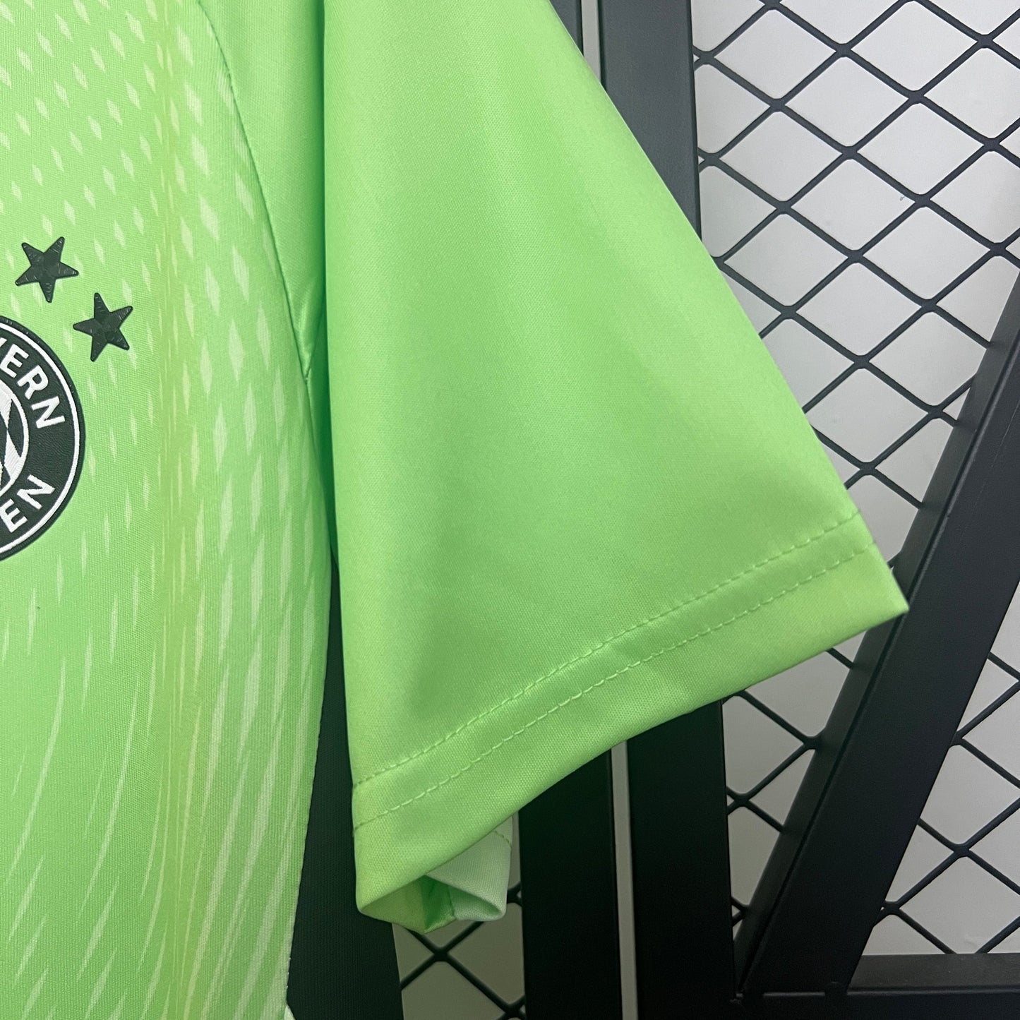 2025-26 Bayern Munich Goalkeeper