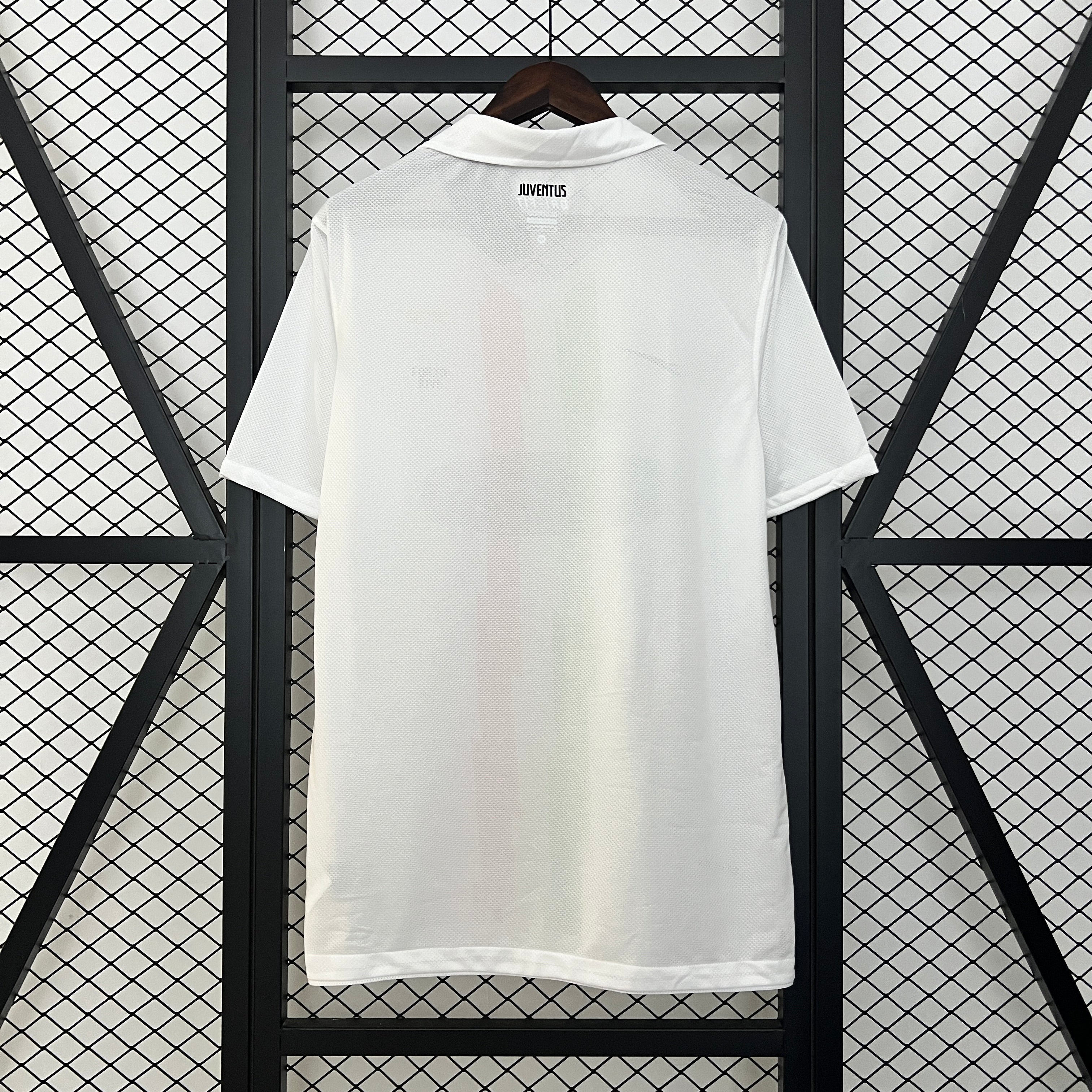 2010-11 Juventus Away Retro