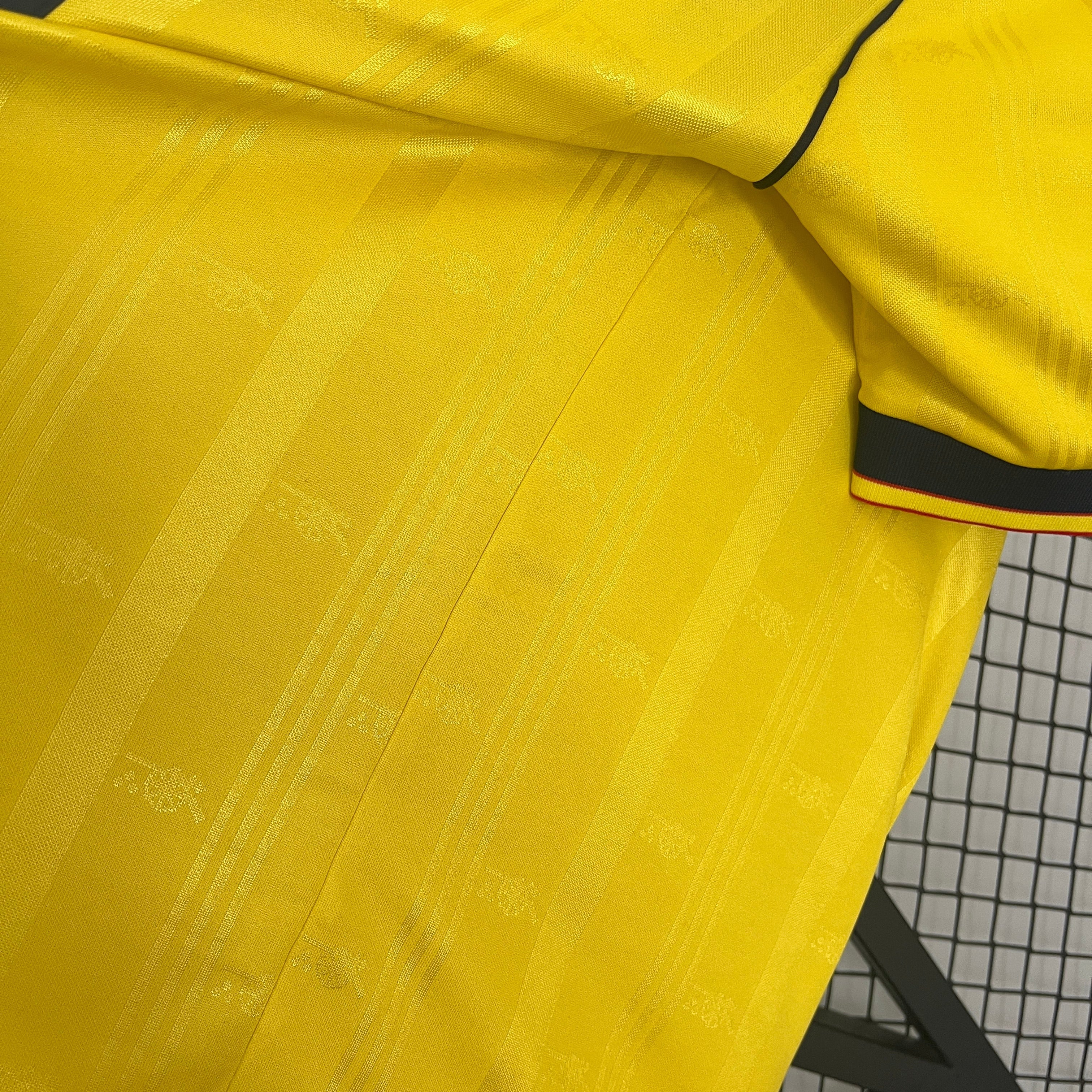 1932-88 Arsenal Away Retro