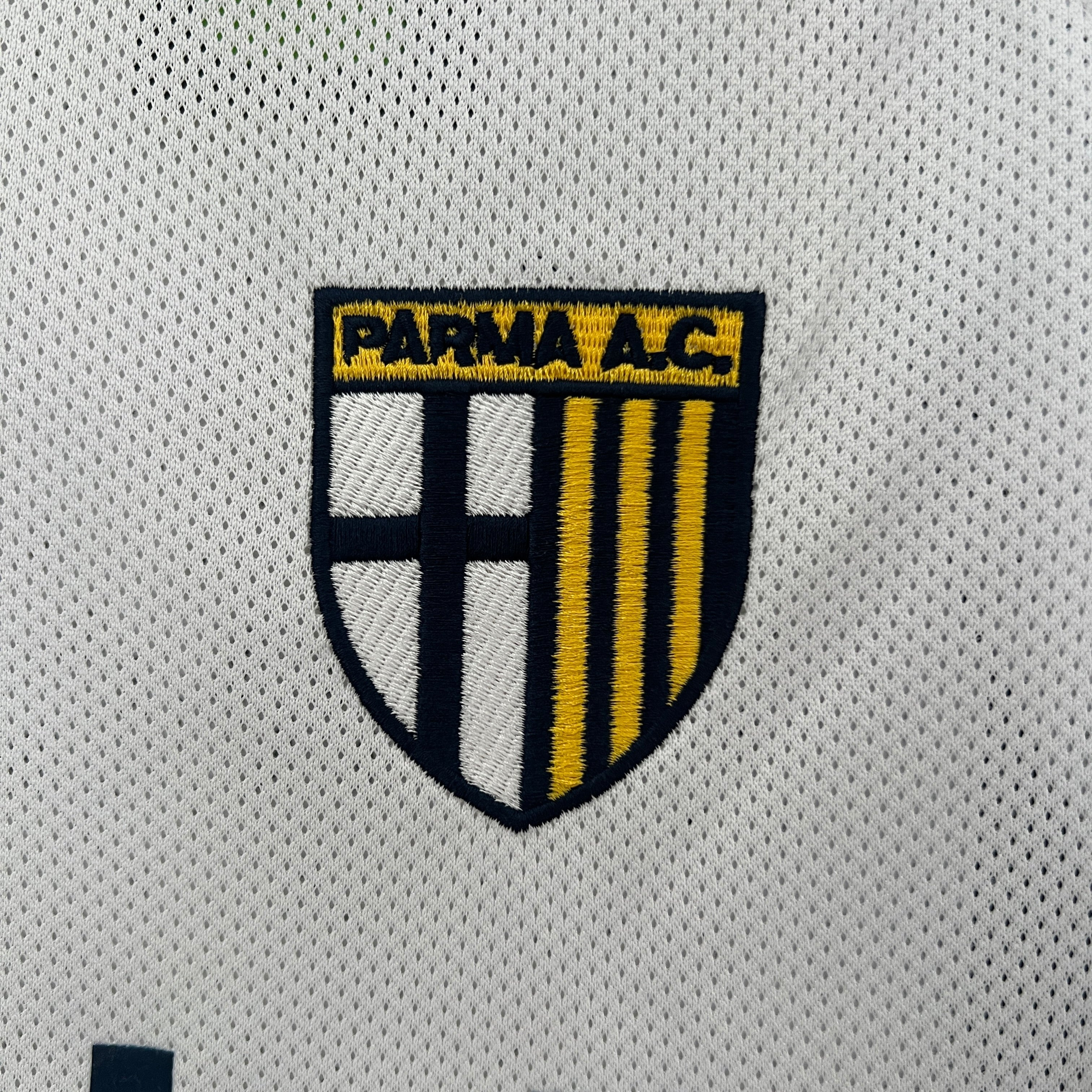 2003-04 Parma Away Retro