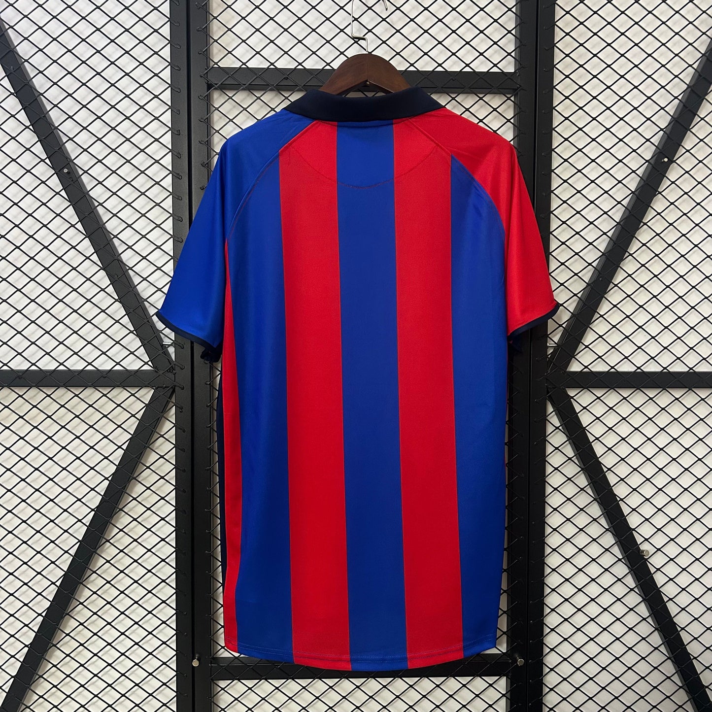 2001-02 Barcelona Home Retro
