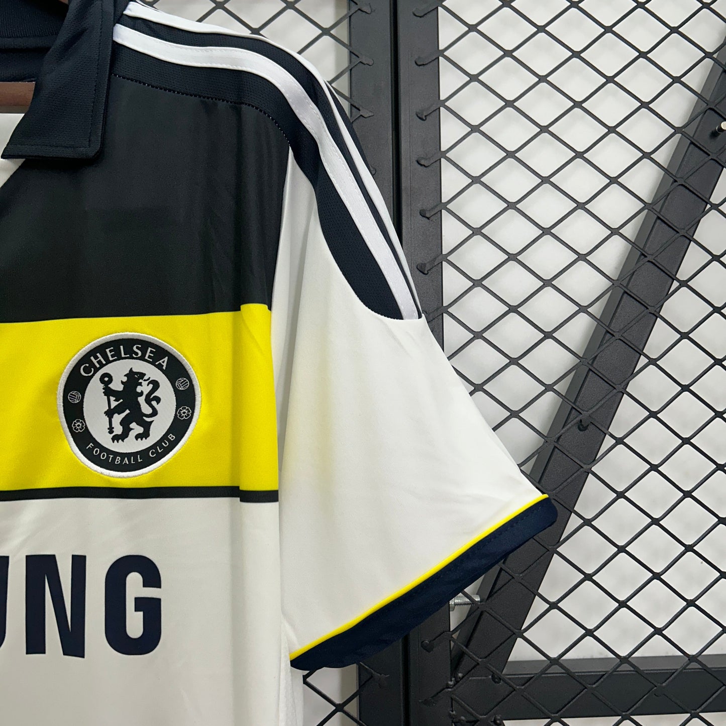 2011-12 Chelsea Third Away Retro Size
