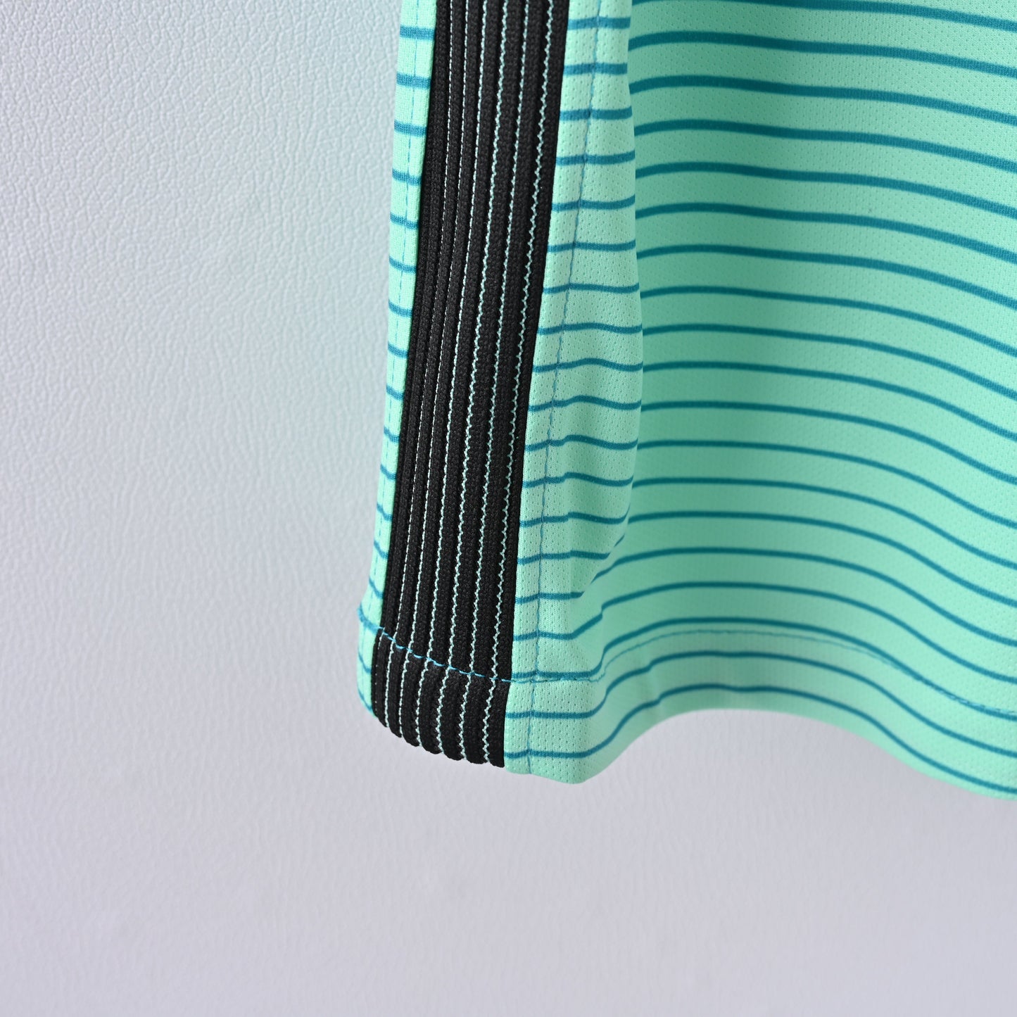 2016-17 Barcelona Second Away Retro