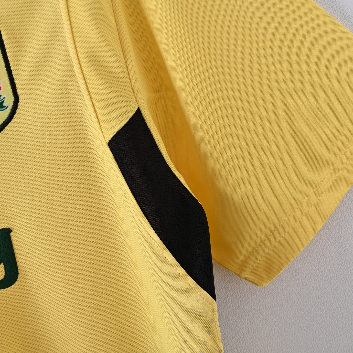 2004-05 Liverpool Away Retro