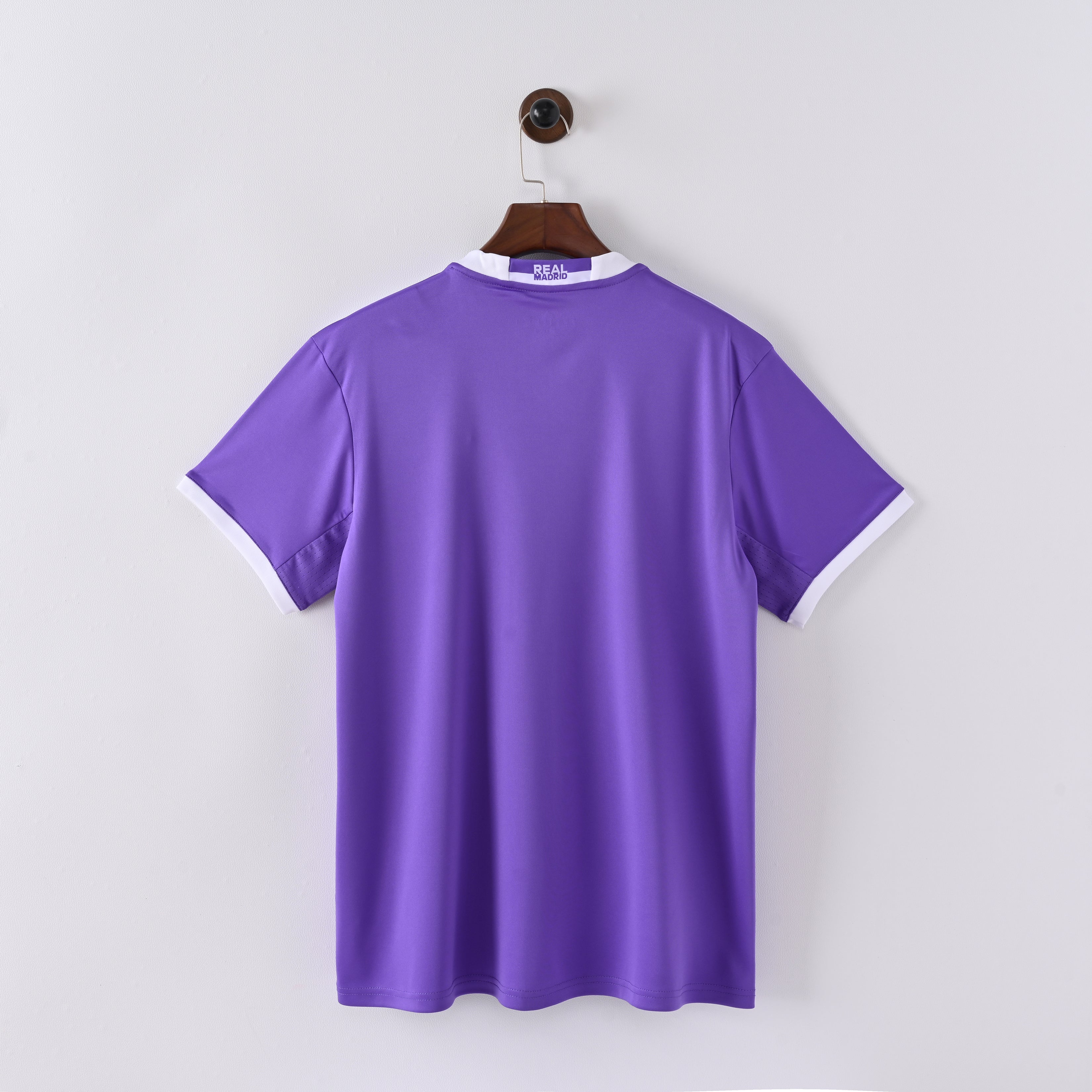 2016-17 Real Madrid Away Retro