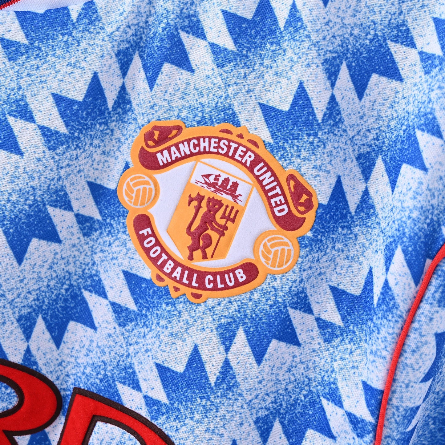 1990-92 Manchester United Away Retro