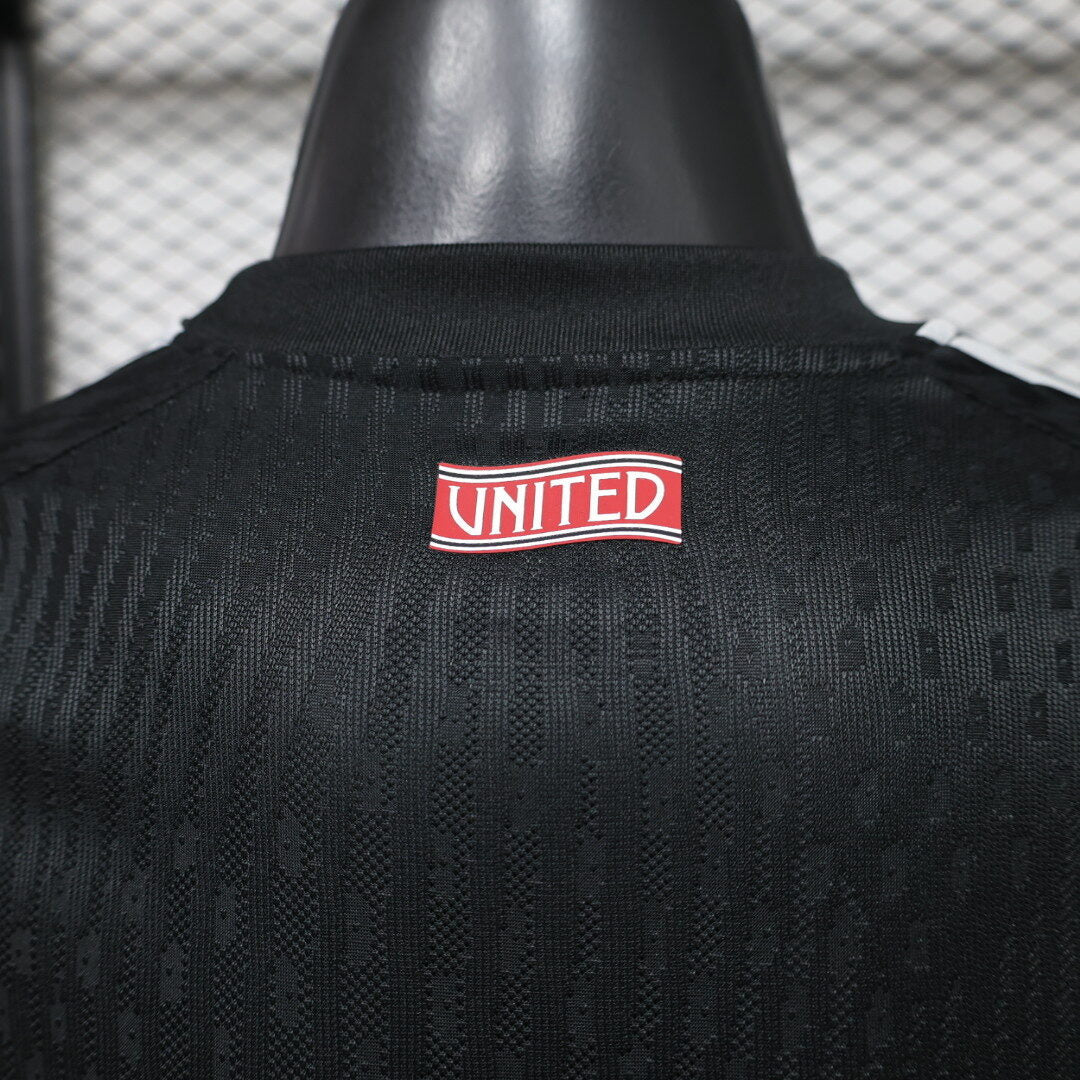 2026-27 Manchester United Black Goalkeeper Player S-2XL