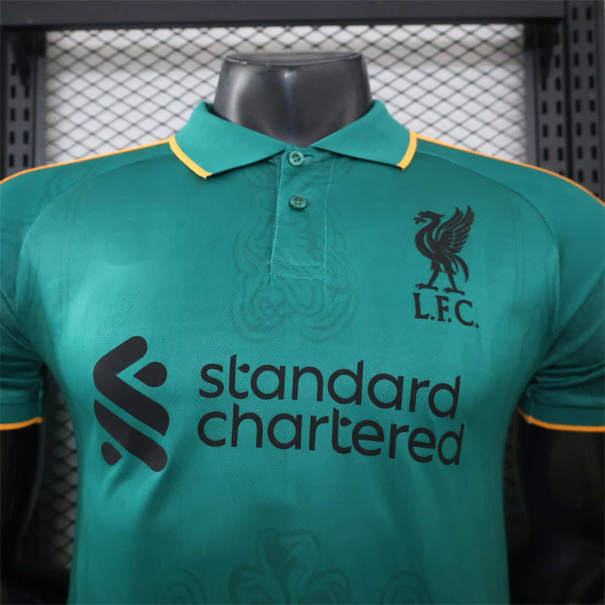 2026-27 Liverpool Green With Gold Trim Casual Retro Player S-3XL
