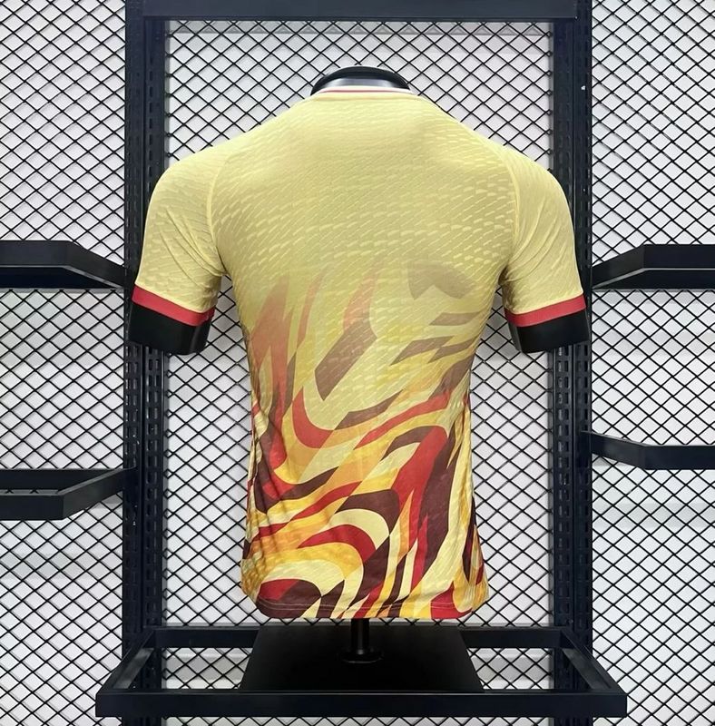 2024-25 Spain Special Yellow Player