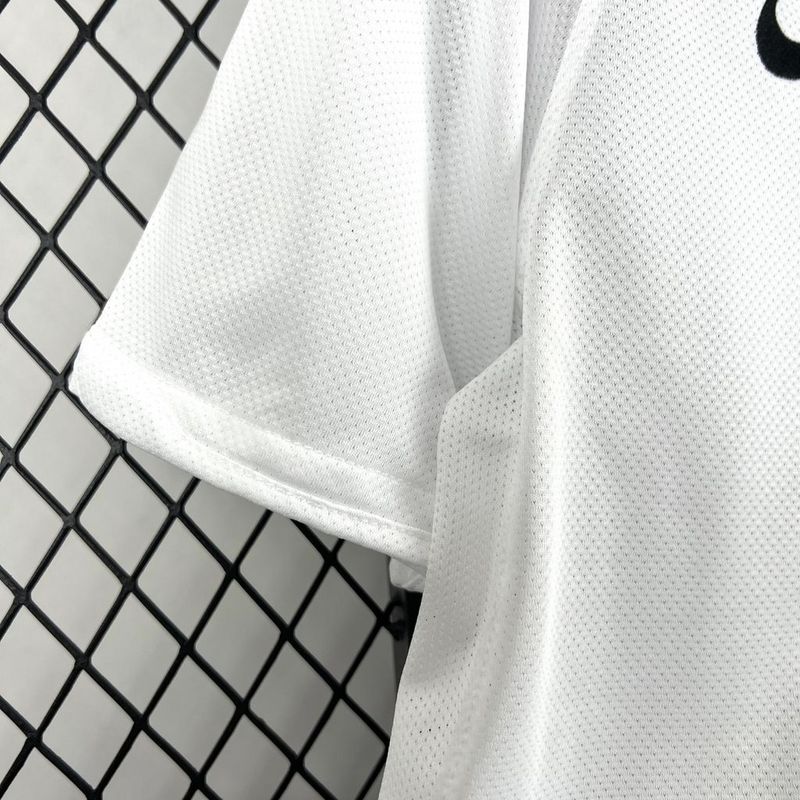 2010-11 Juventus Retro