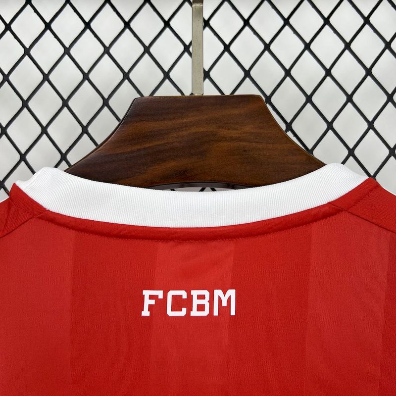 2025-26 Bayern Munich Goleiro