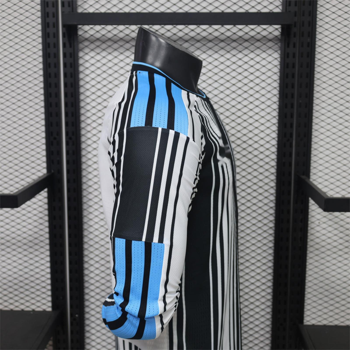 2026-27 Newcastle United Home Long Sleeved Player S-2XL