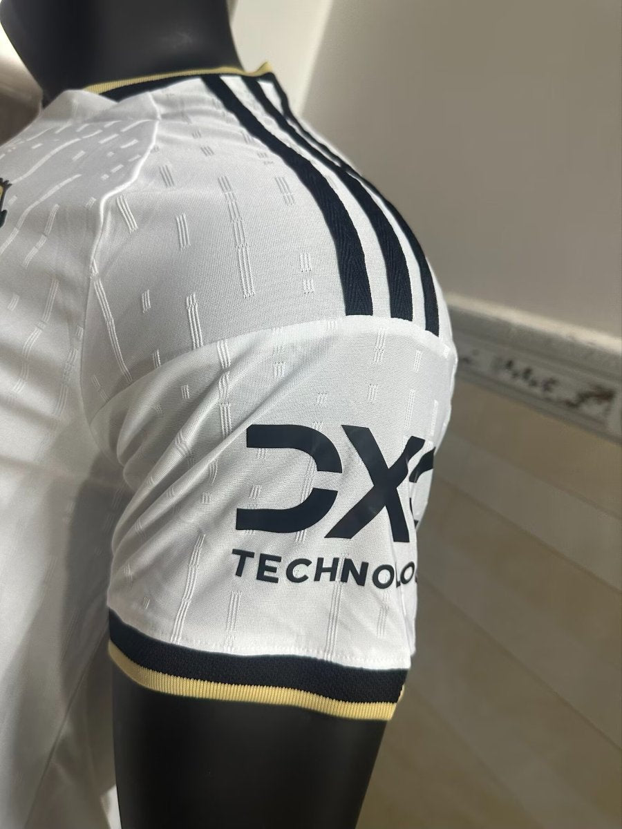 2026-27 Manchester United White with Gold Trim player S-3XL