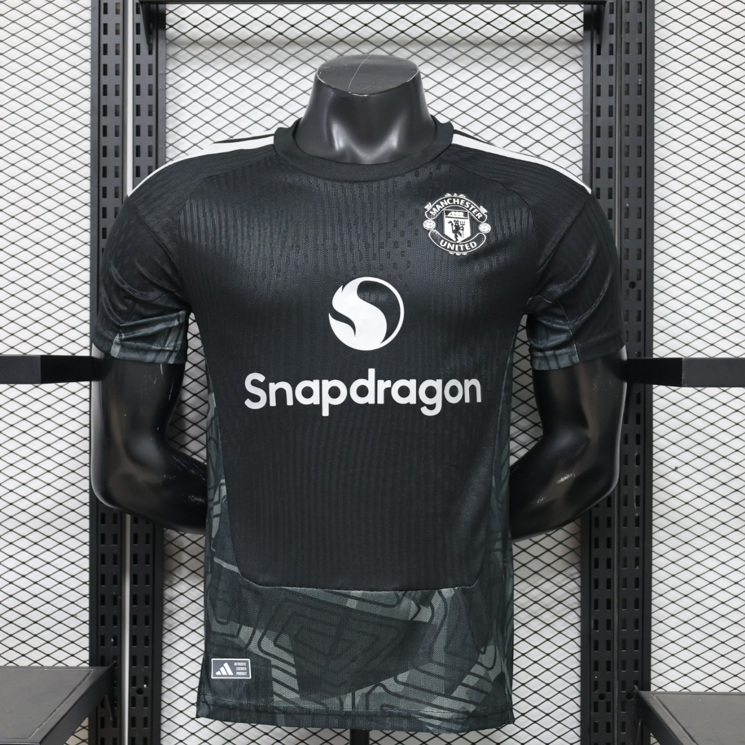 2026-27 Manchester United Black Goalkeeper Player S-2XL