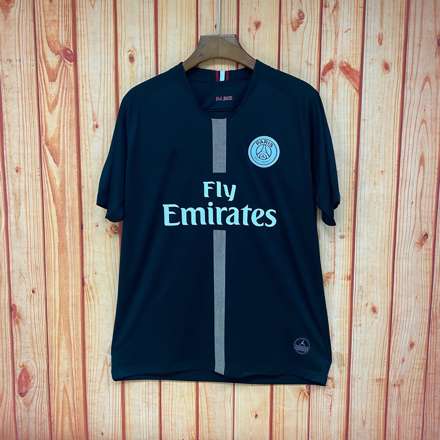 2018-19 Paris black Retro