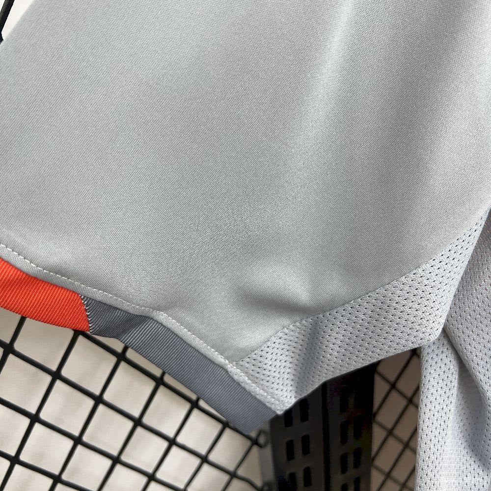 2025/26 US Cremonese Home Jersey S-2XL Details
