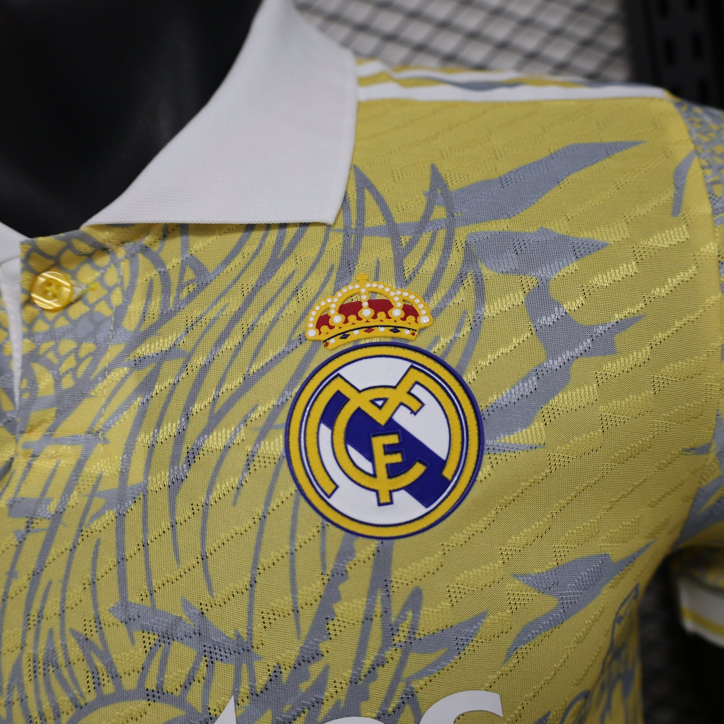 2025-26 Real Madrid Special Yellow Dragon Player