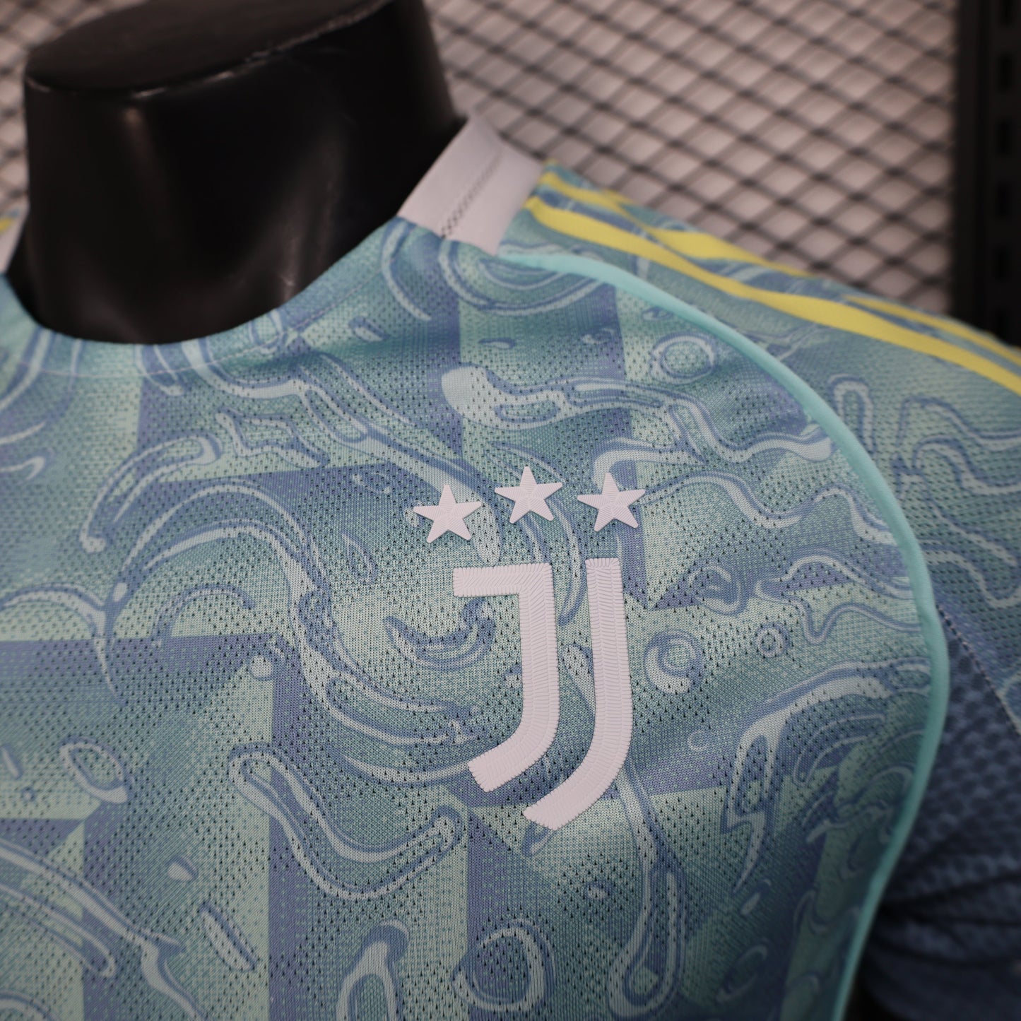 2025-26 Juventus Away Player S-4XL